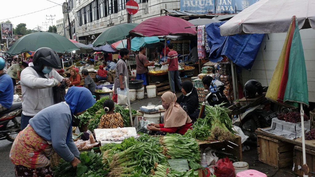 Tumbuh di Tengah Tekanan: Analis Ungkap Kinerja Ekonomi Rumah Tangga Masih Tertatih Meski Angka Pertumbuhan Positif
