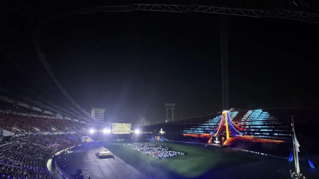 Bukan Sekadar Memperebutkan Logam