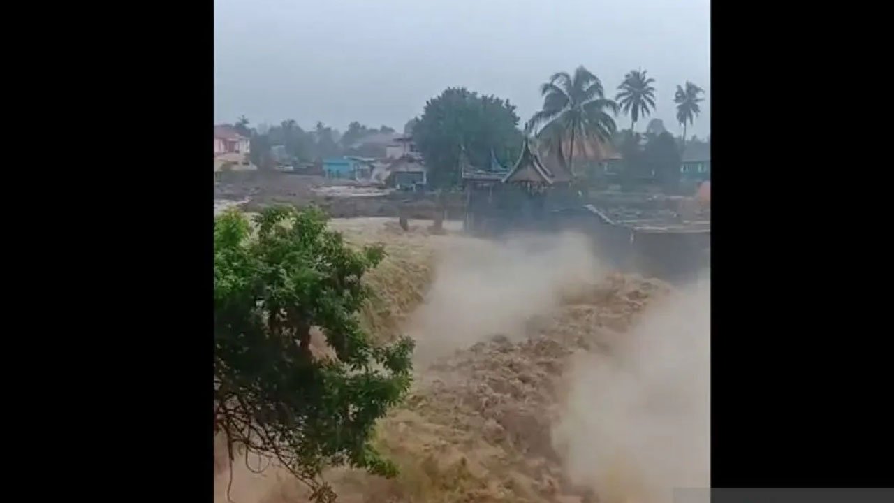 BPBD Evakuasi Seluruh Warga Batu Busuak Pascabencana Galodo